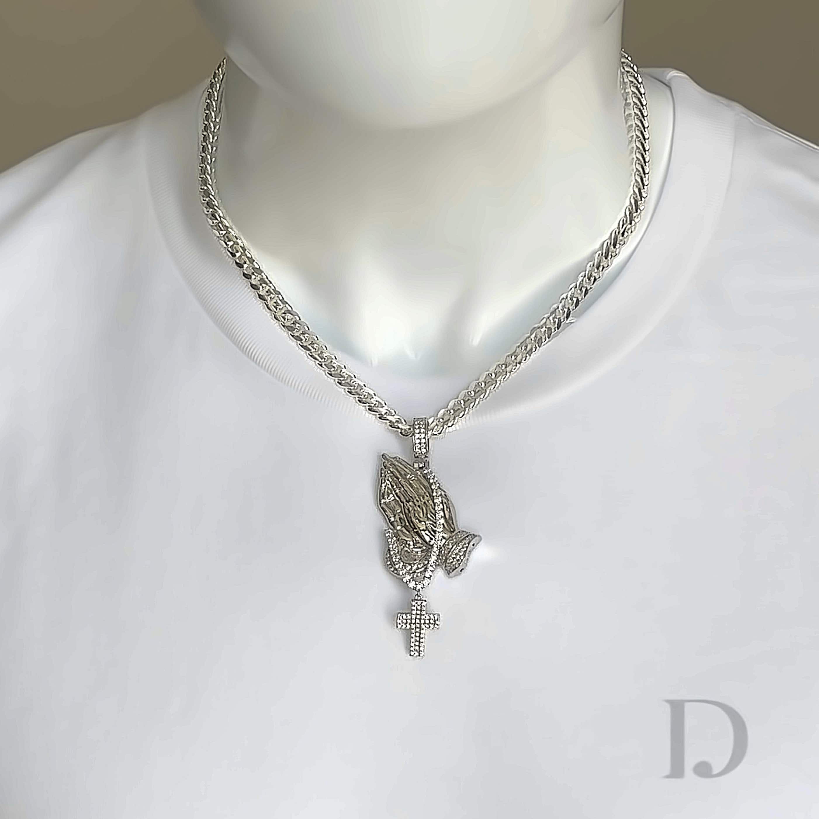 Moissanite Praying Hands Pendant - Image 5